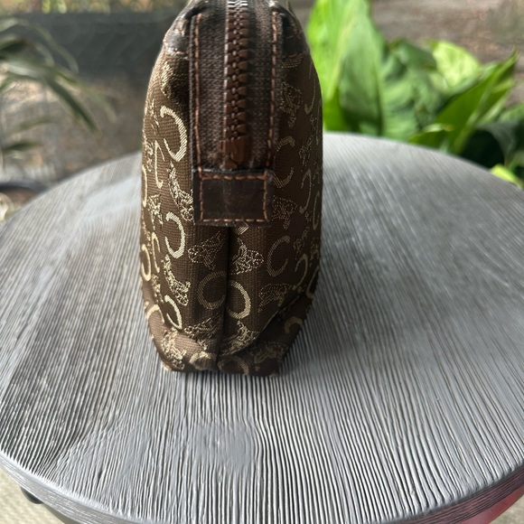 Authentic CELINE C Horse Carriage Canvas Clutch Amazing Condition. Made in Italy - Picture 3 of 13